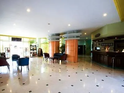 Grand Faros Hotell 4*