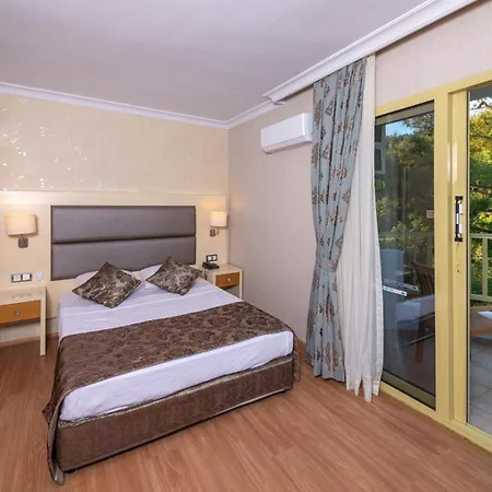 Grand Faros 4* Μαρμαρίς