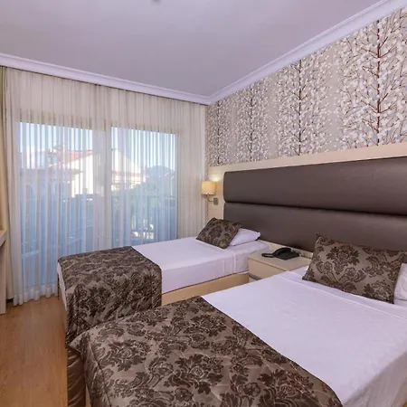 Otel Grand Faros