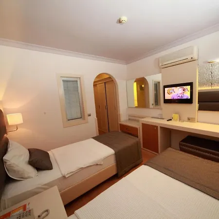 Otel Grand Faros Marmaris