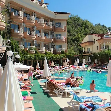Grand Faros Hotell