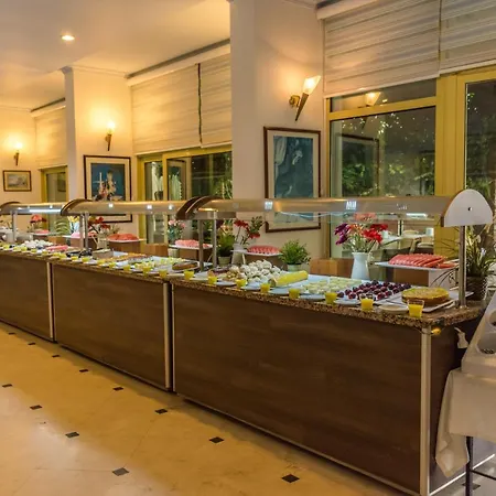 Grand Faros Hotell