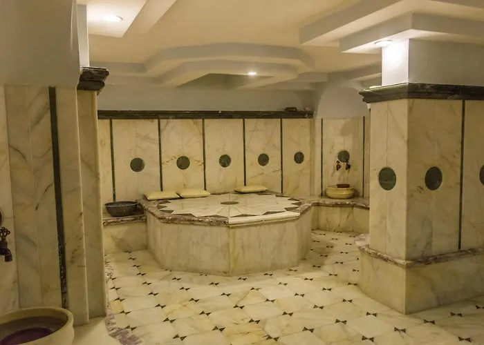 Hotell Grand Faros 4*