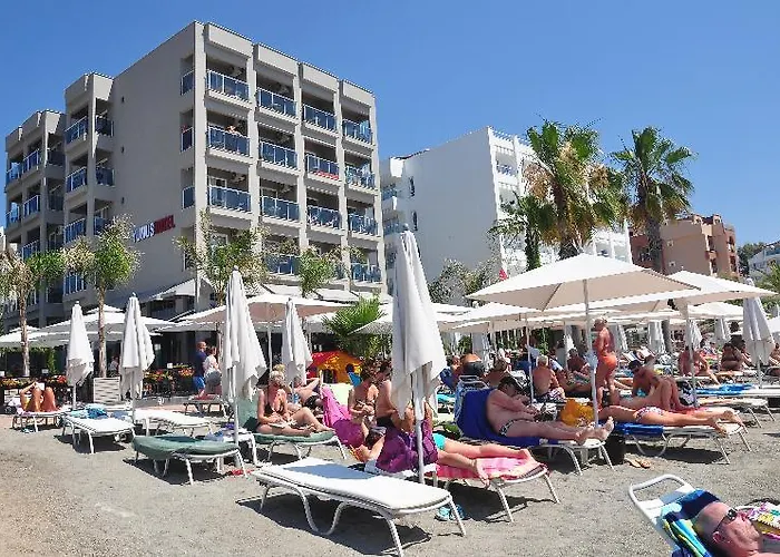 Grand Faros Hotell 4*